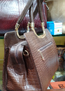 Leather ladies Bag